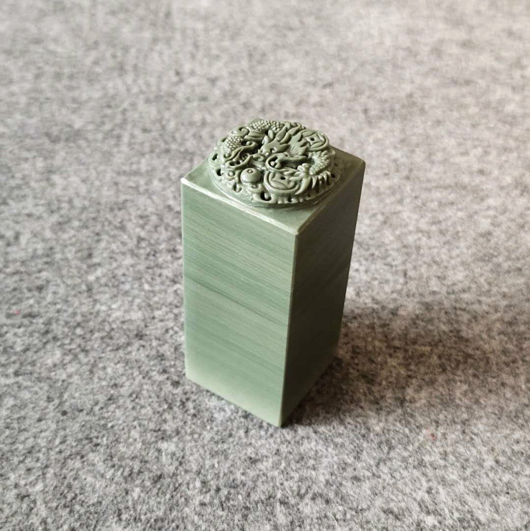 Authentic natural raw stone pine flower stone seal pine flower stone green seal pine flower stone seal engraving seal material seal swing piece