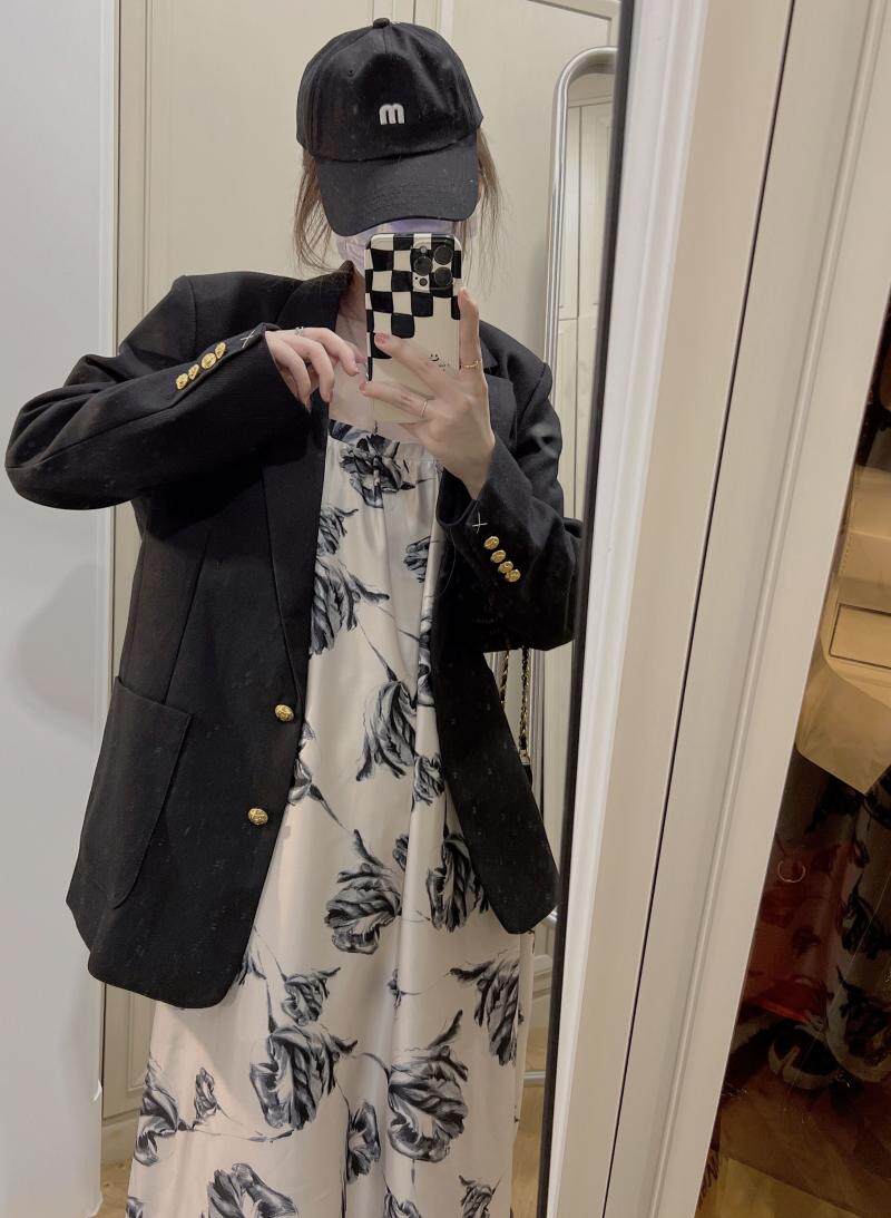 chic French retro high-end halter dress, summer ink-wash print, beach vacation, seaside photo long dress for women pic 11