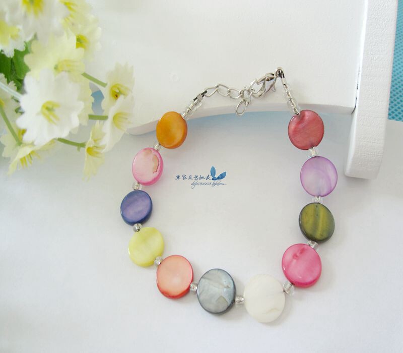 Natural conch shell Colorful pieces color small shellfish bracelet Candy bracelet