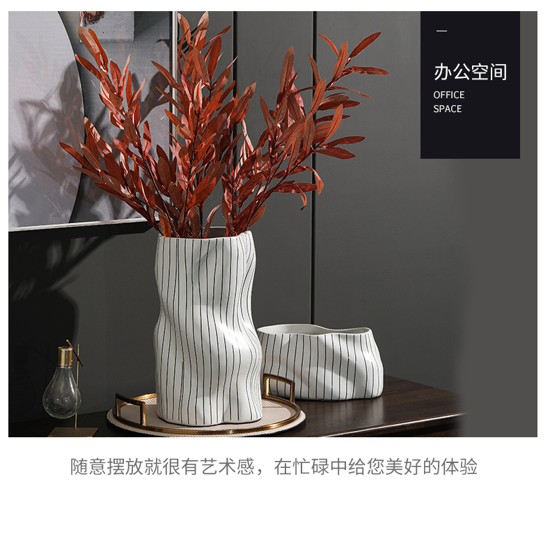 Rain tong household minimalist villa clubhouse designer line flower implement cylinder ceramic vases, furnishing articles