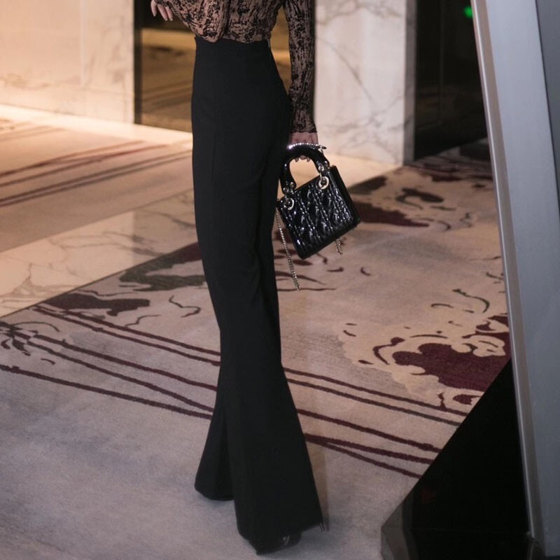 Flared Pants for Women, Summer 2026, Black, High-Waisted, Slimming, Drapey, Slightly Flared, Figure-Flattering, Butt-Lifting, Floor-Length Suit Pants
