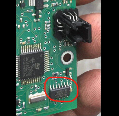 HEF4047BT Cayenne Touareg Steering Lock Vulnerable IC Chip Module New Import Spot Quality Reliable