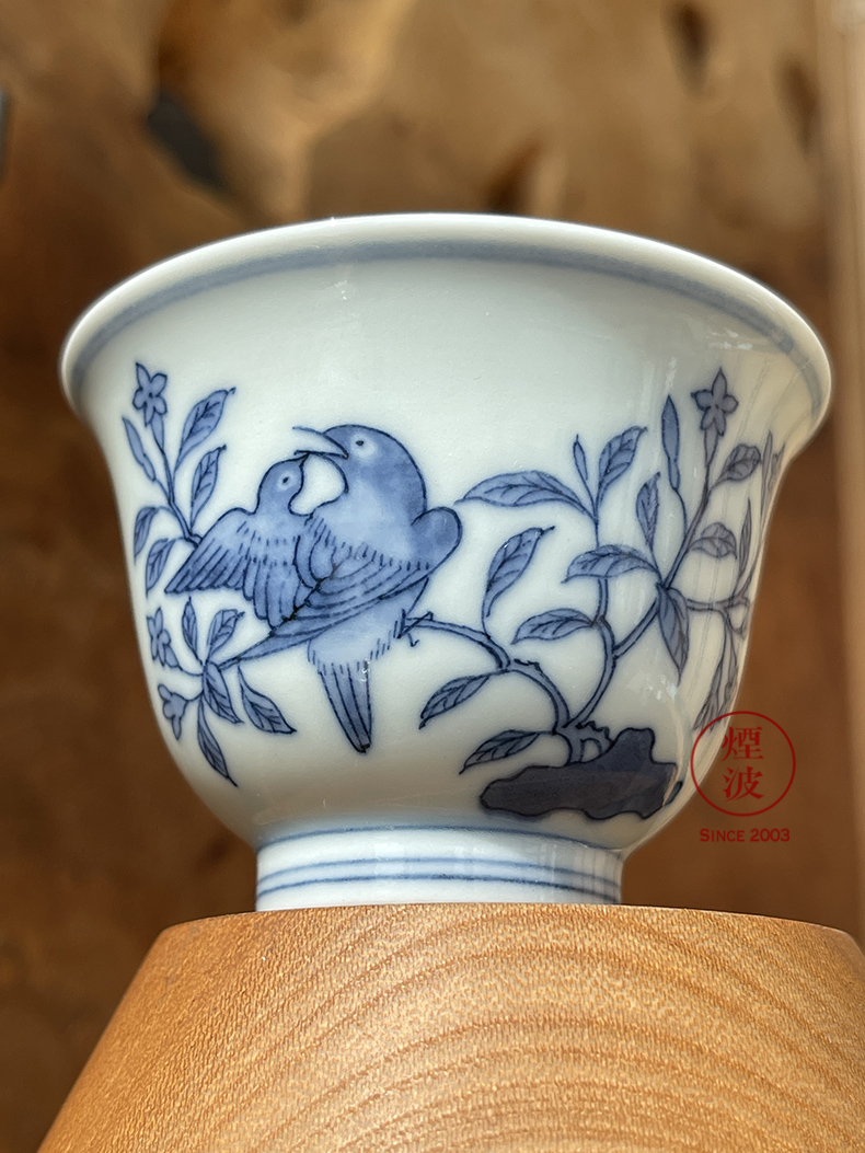 Jingdezhen spring auspicious jade Zou Jun up system with imitation in blue and white cow flowers and birds painting of the bell cup