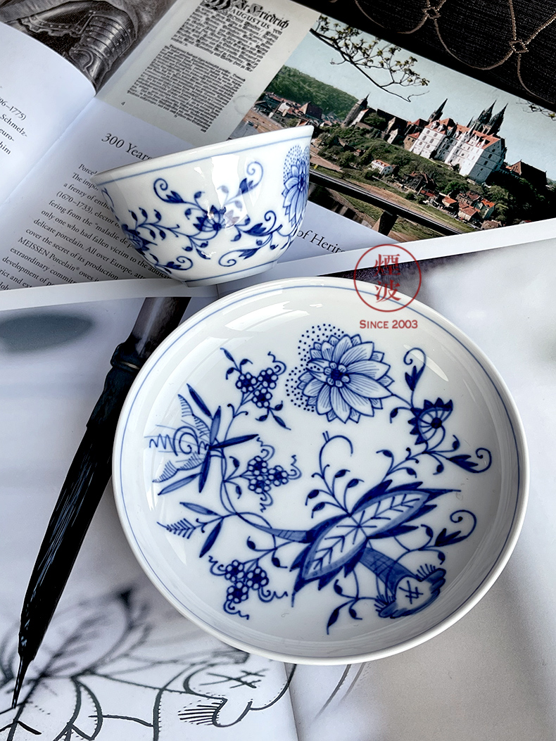 German MEISSEN mason classic blue onion series Chinese porcelain teacup disk group