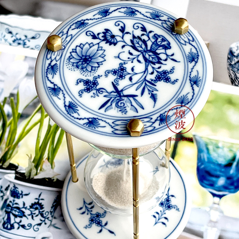 German MEISSEN porcelain mason classic blue onion series hourglass creative home furnishing articles