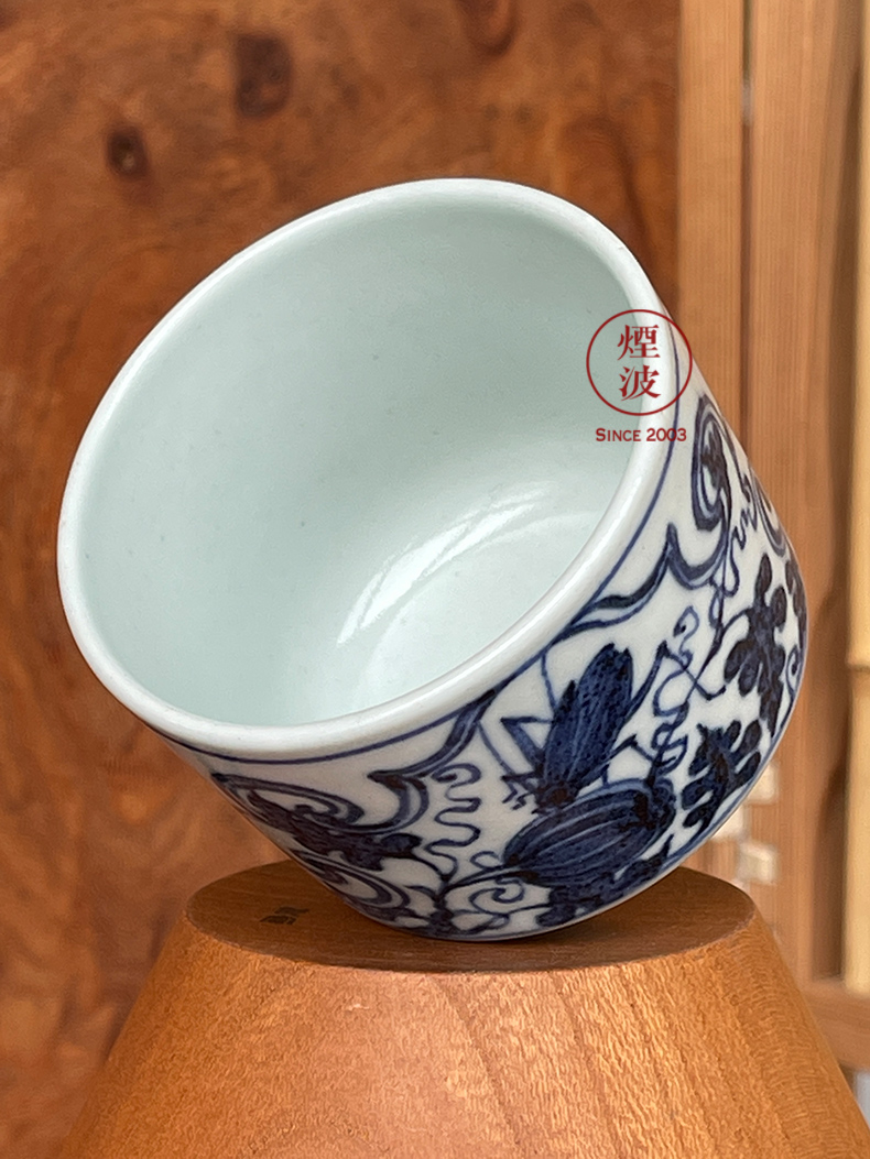 Hand - made imitation of yuan blue and white porcelain of jingdezhen g frequently hall window for fruit insect lines straight keller cup