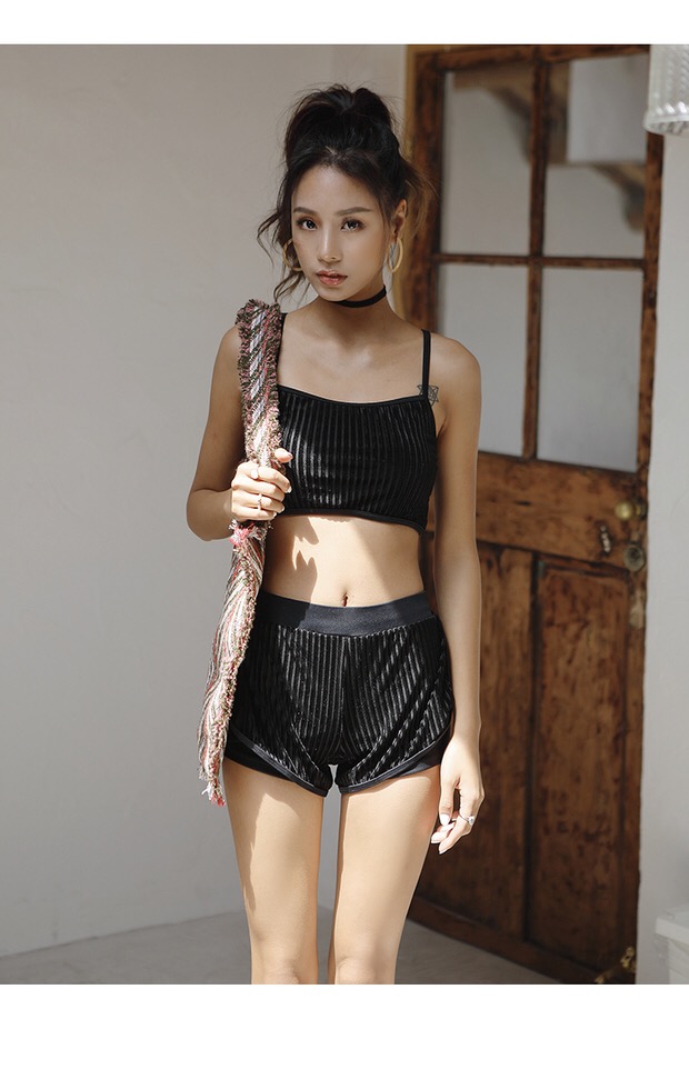SOPHIE ▲ trắng đen đơn giản ngắn tay cao cổ kem chống nắng chia ba mảnh bảo thủ thể thao phòng tập thể dục áo tắm đồ bơi 2 mảnh kín đáo