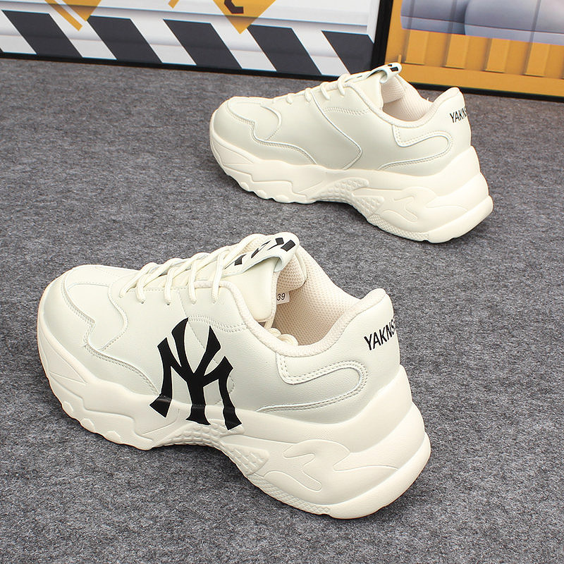Fashionable Couple's Vintage Dad Shoes for Men and Women, Versatile Thick-Soled Height-Increasing Sneakers, Korean Style Trendy Student White Shoes