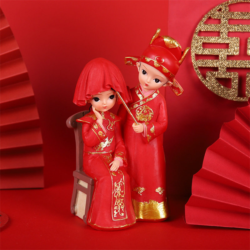 Creative Chinese wedding puppet props decoration wedding cake dessert table decoration decoration wedding gift for the newlyweds