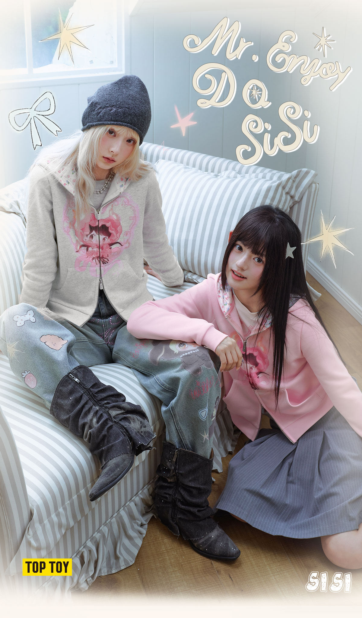 MEDM Heart Print Cropped Zip-Up Hoodie