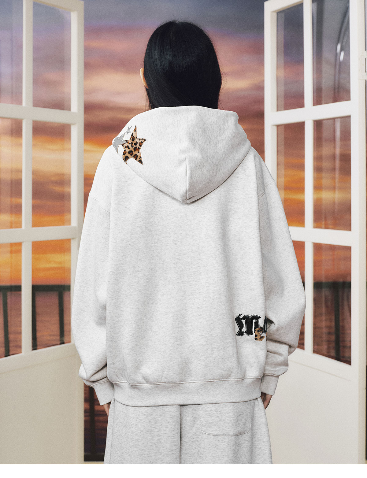 MEDM Leopard Star Appliqué Hooded Zip Hoodie