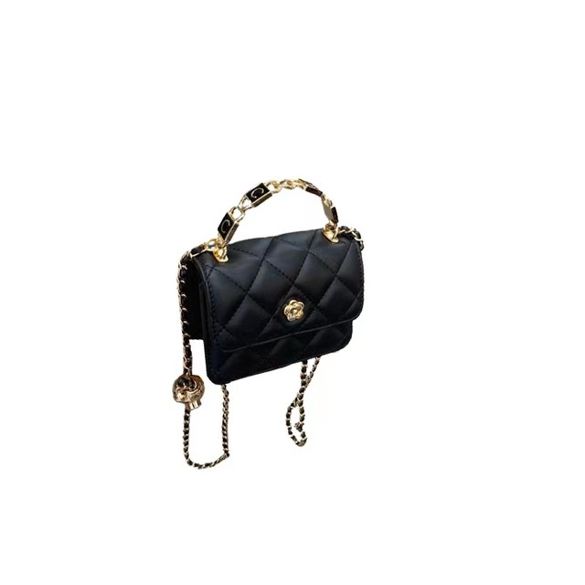 Chain bag women's 2022 new autumn and winter high-quality texture niche fashion popular mini portable messenger bag this year