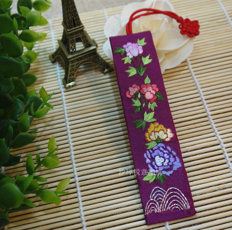 Resolutely Xiangxiu Xiangxiu bookmark hand embroidery abroad gift to send foreigners Beijing gift to send students