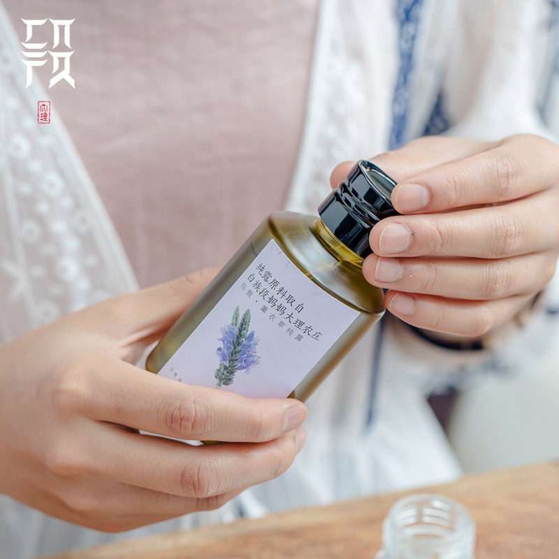 White section Mom lavender Lavender Pure Dew Essential Oil Pure Dew 125ml