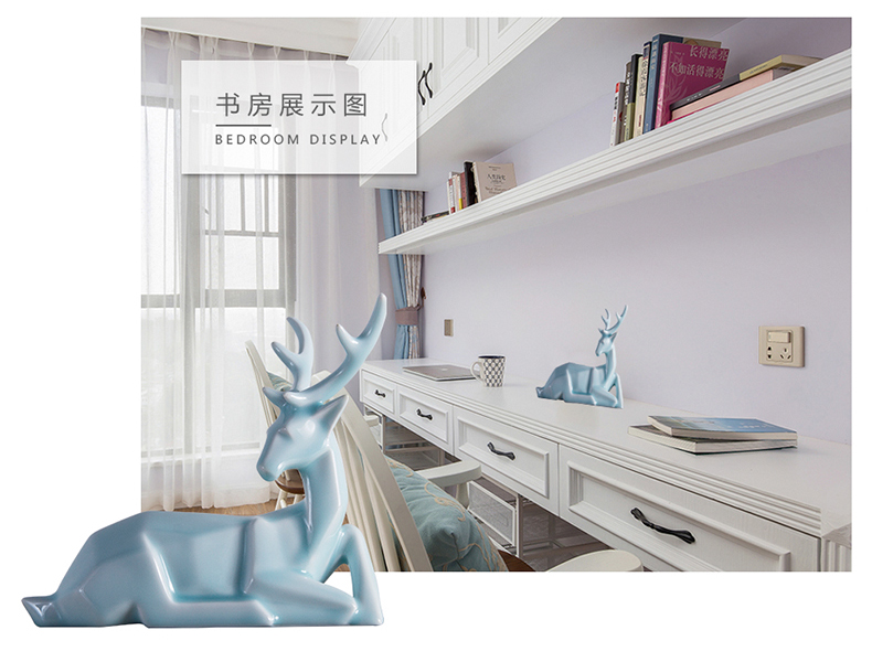 Jingdezhen ceramic deer furnishing articles wine TV ark, blue adornment of the sitting room porch decoration creative household act the role ofing is tasted