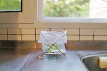 Pufang Japan imported foldable kitchen garbage rack outdoor camping garbage bracket home kitchen storage rack