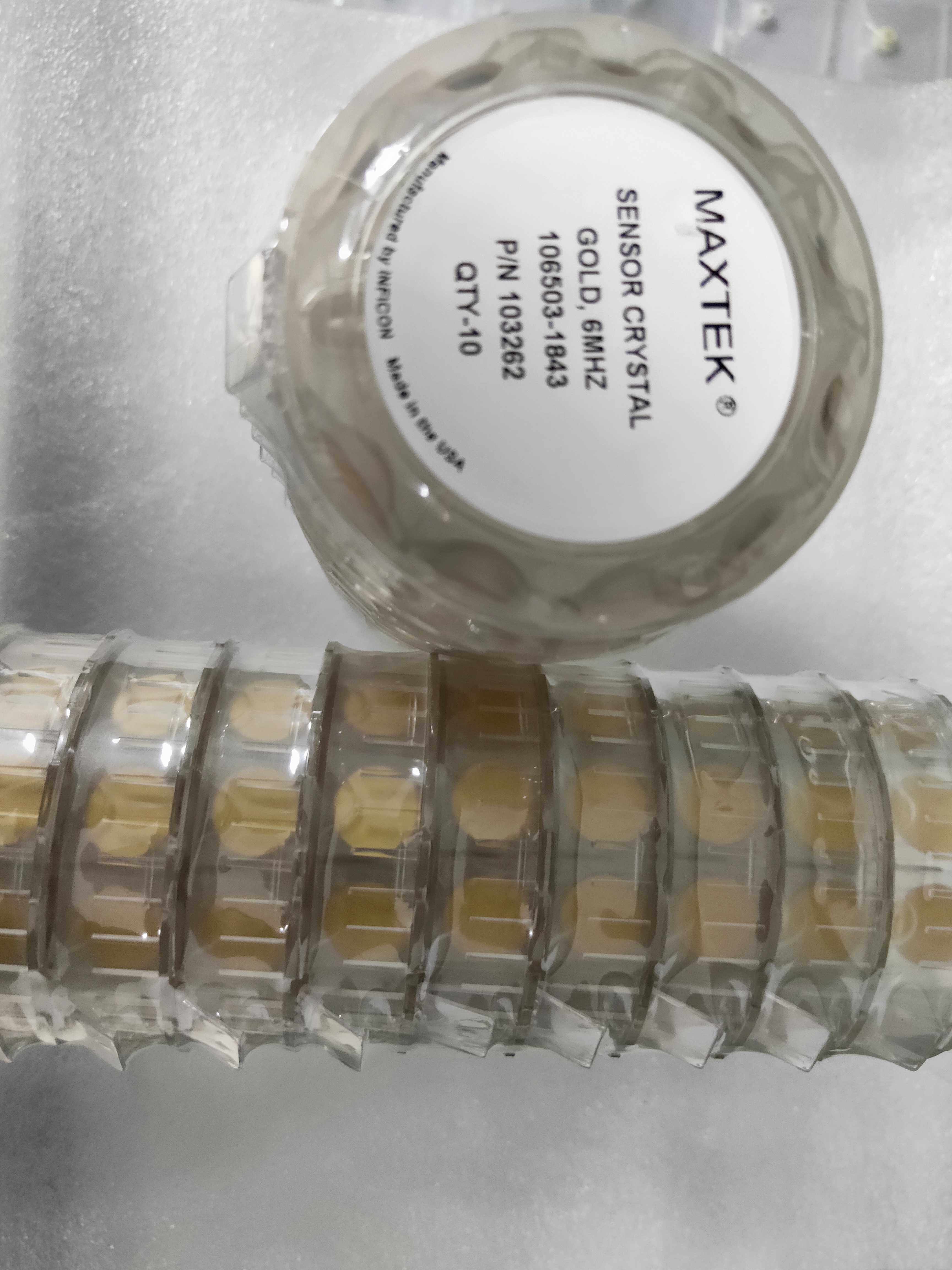 Gold plated crystal vibrating sheet 6MHz 103262 MAXTEK crystal vibrating sheet to buy 200 pieces of ceramic stabilizer