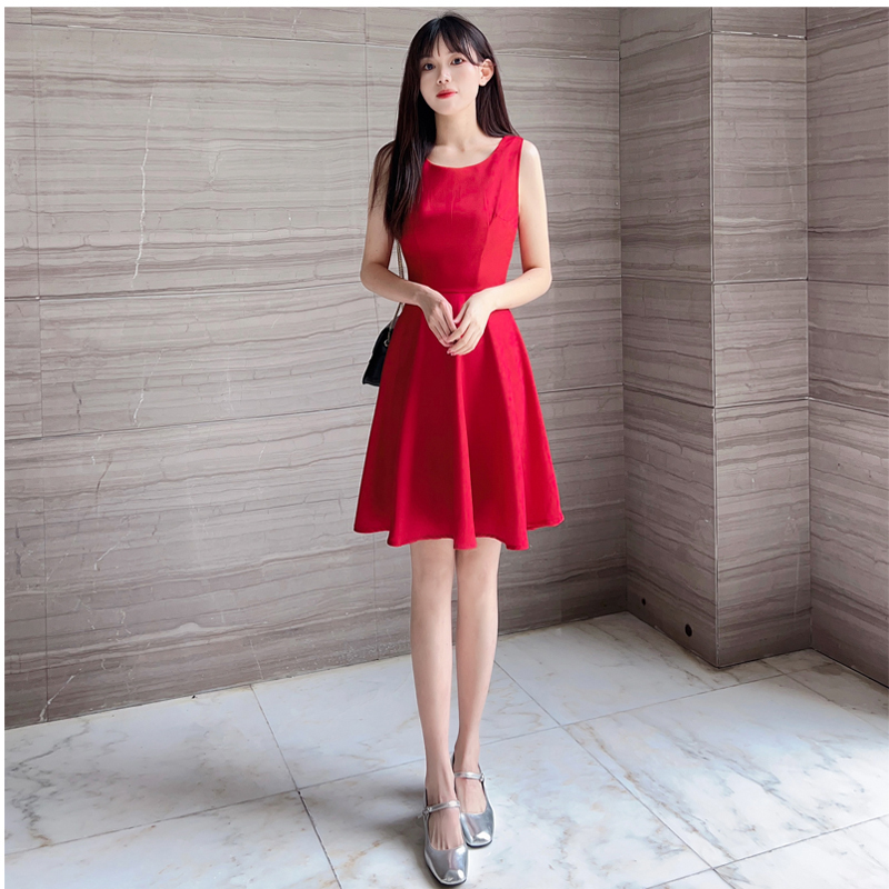Red Dress for Women 2026 Summer New French Hepburn Style Fashionable Petite Slimming Student Tank Dress Red Dress for Women 2026 Summer New French Hepburn Style Fashionable Petite Slimming Student Tank Dress
