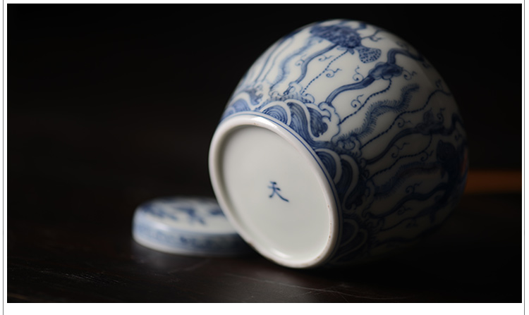 Offered home - cooked in hand - made doucai day word jar of jingdezhen manual thin foetus ceramic tea set tea caddy fixings storehouse