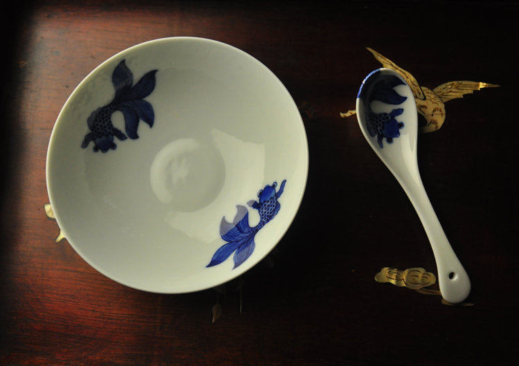 Offered home - cooked marriage hand - made porcelain goldfish lie in the foot bowl of jingdezhen ceramic bowl tea cups by hand