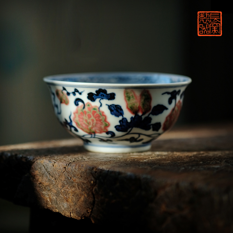 Long up controller of jingdezhen ceramic blue and white lotus youligong tangled branches hand - drawn lines small bowl kung fu tea cups