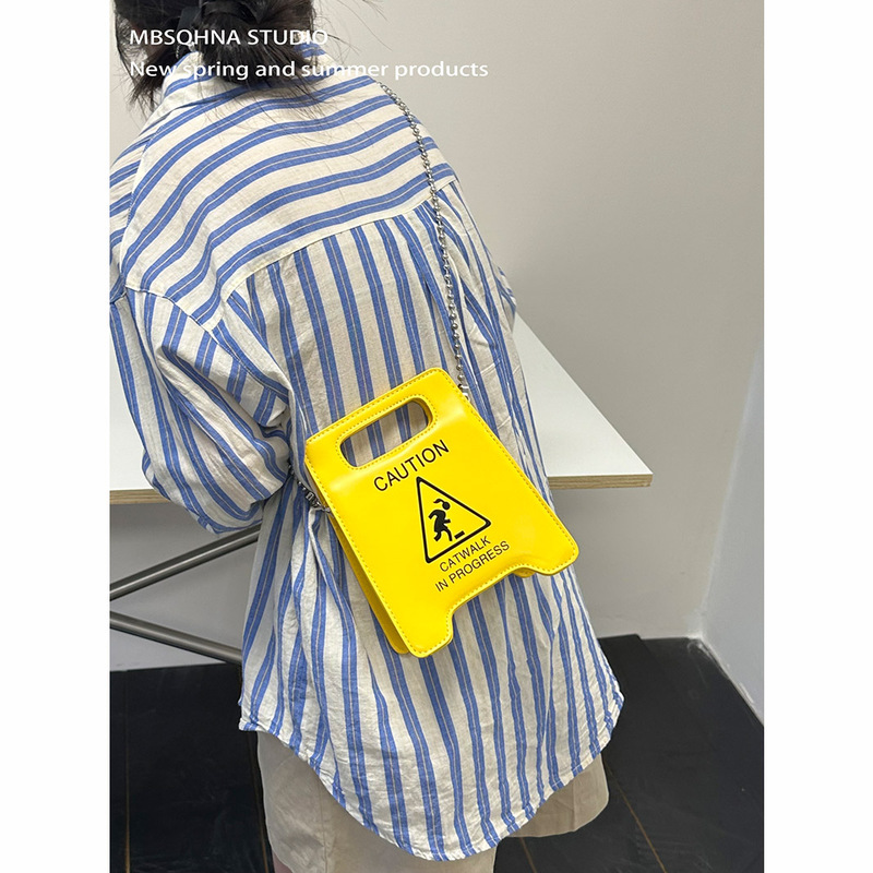 Mbsqhna Niche Quirky Girl Crossbody Small Bag Women's 2024 New Style Personalized Roadblock Handbag Chain Bag Mbsqhna Niche Quirky Girl Crossbody Small Bag Women's 2024 New Style Personalized Roadblock Handbag Chain Bag