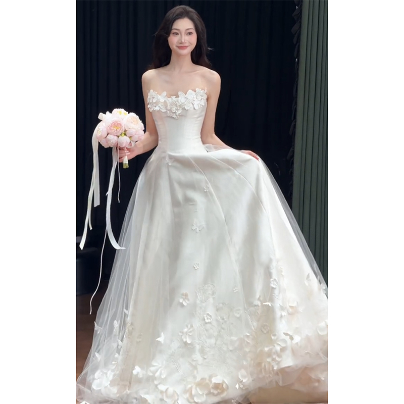 French-Style Strapless Light Wedding Dress with Sweet Floral Forest-Themed Design, Ultra-Fairy Engagement Gown, White High-End Bridal Welcome Dress