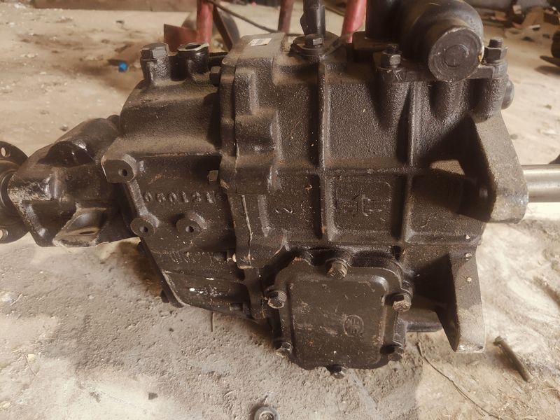 Q25 Tractor Gearbox Dalian Forklift Q25 Gearbox Faw Original Factory-Installed Manual Transmission Gearbox Q25 Tractor Gearbox Dalian Forklift Q25 Gearbox Faw Original Factory-Installed Manual Transmission Gearbox