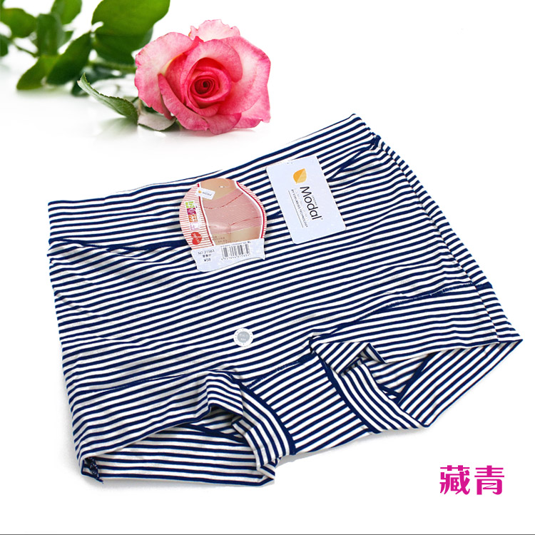 4 Miễn phí vận chuyển Daisy Cô gái 21.563 modal mềm lớn kích thước của phụ nữ quần chữ nhật thoải mái eo quần short đồ lót cao cấp