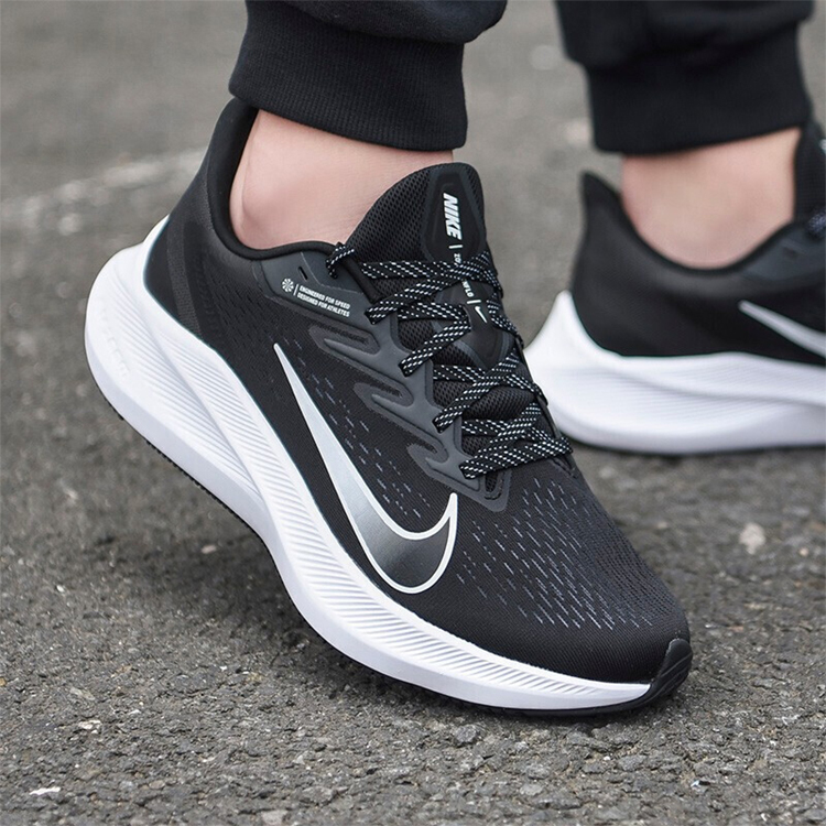 Nike Men's Shoes Autumn New Model Nike Zoom Winflo7 Lightweight Breathable Running Shoes Cj0291-005 Nike Men's Shoes Autumn New Model Nike Zoom Winflo7 Lightweight Breathable Running Shoes Cj0291-005