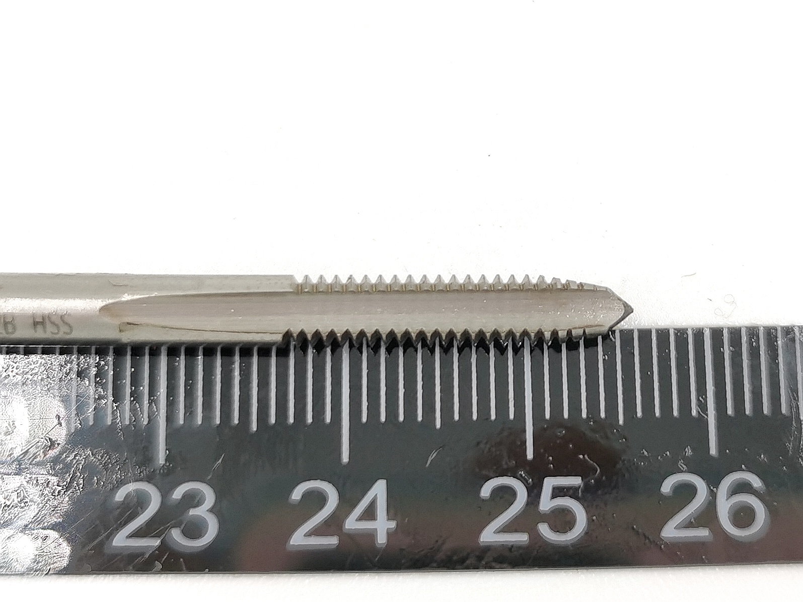 Two-lap beauty machine with screw tapping screw tap 5 7 9 32 3 XII points Five seven nine 32 24 teeth Ying BSW