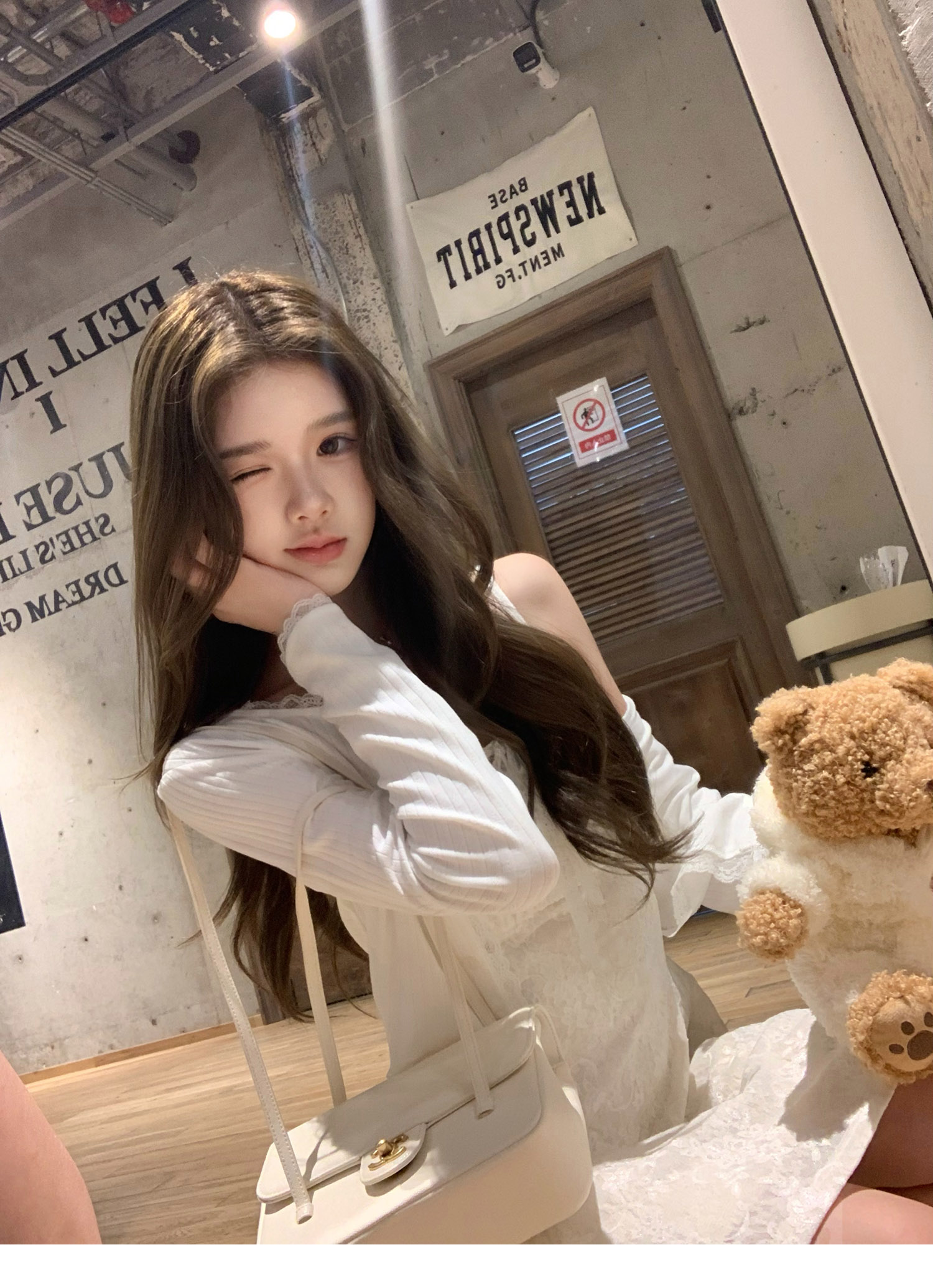 O1CN01WT3oIn45agC32pU2_!!736404203.jpg