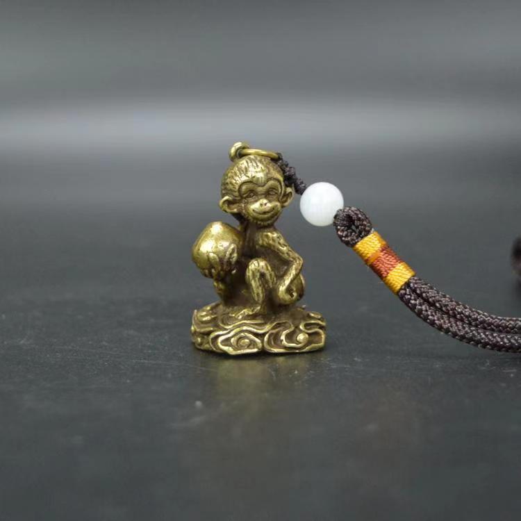 Linghou Xianrui Copperware Small Solid Pure Copper Monkey Holding Peach Keychain Pendant Zodiac Monkey Pendant