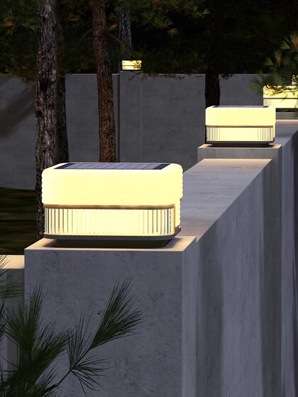 Outdoor pillar lamp waterproof villa courtyard lamp solar door pillar lamp outdoor perimeter wall gate garden pillar lamp