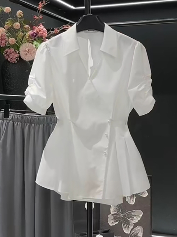 Plus-Size French-Style High-End Puff Short-Sleeve Shirt for Slightly Chubby Women, Slimming V-Neck, Elegant Waist-Cinching Skirt Hem Blouse Top