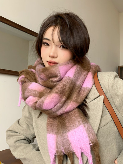 2025 New Black and White Plaid Scarf for Women, Winter Korean Style Versatile Checkerboard Shawl, Dual-Use Warm Tassel Scarf