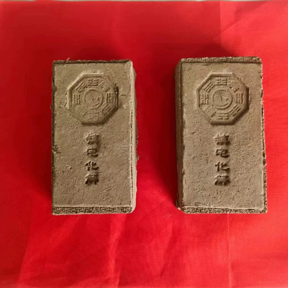 镇宅砖、卧牛土与香灰：传统风水文化的现代解读--淘宝好物网
