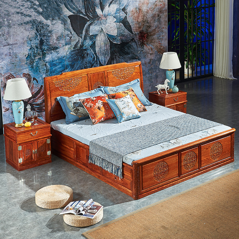 Solid wood bed 1 8 m red wood double man bed Minqing Classical Carved Flowers Home Chinese Flowers Pear Wood Purple Sandalwood Main Sleeper