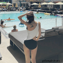 Net red Miss Black and white thin cover meat oblique shoulder strapless small fragrance steel bracket sexy triangle one-piece swimsuit woman