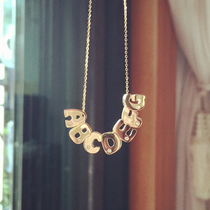 18K rose gold genuine diamond letter pendant necklace single drill lock bone chain female gold 26 English double face wearing