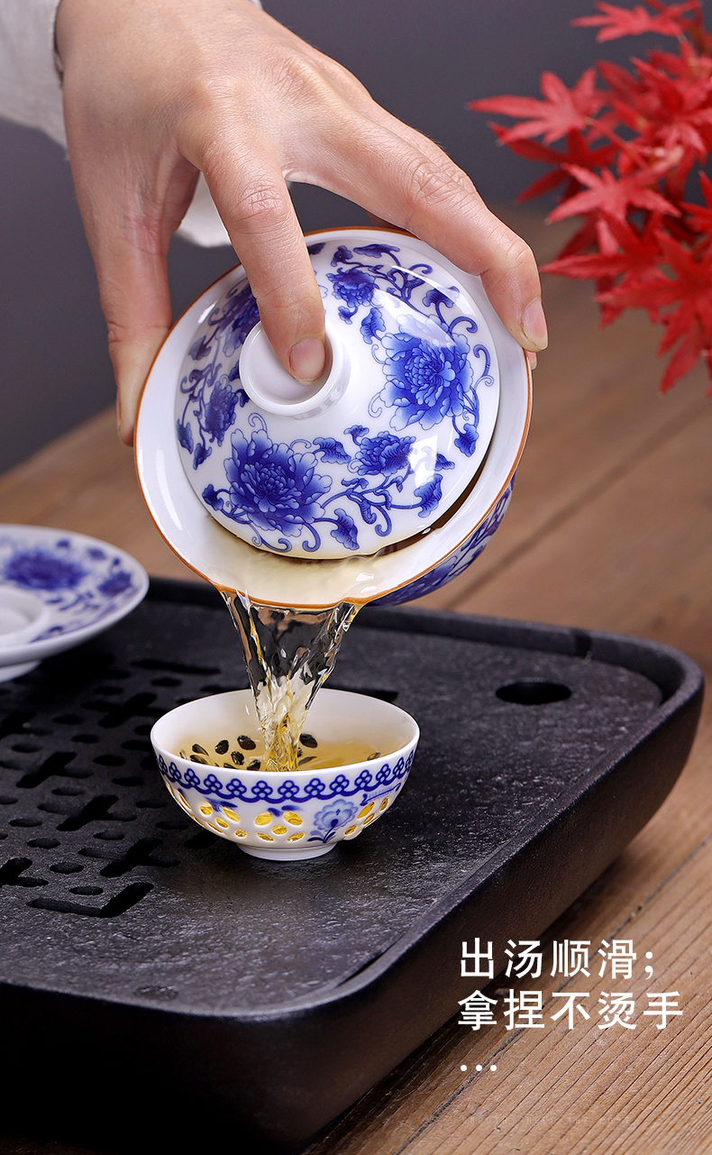 Friend is blue and white tea sets kung fu tea tureen ceramic glaze blue and white porcelain in three sea to bowl bowl of tea cups