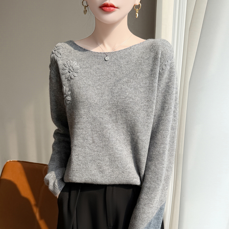 French-Style One-Dimensional Floral Daisy Round-Neck Pure Wool Sweater for Women, Loose Knit Sweater, Base Layer Top