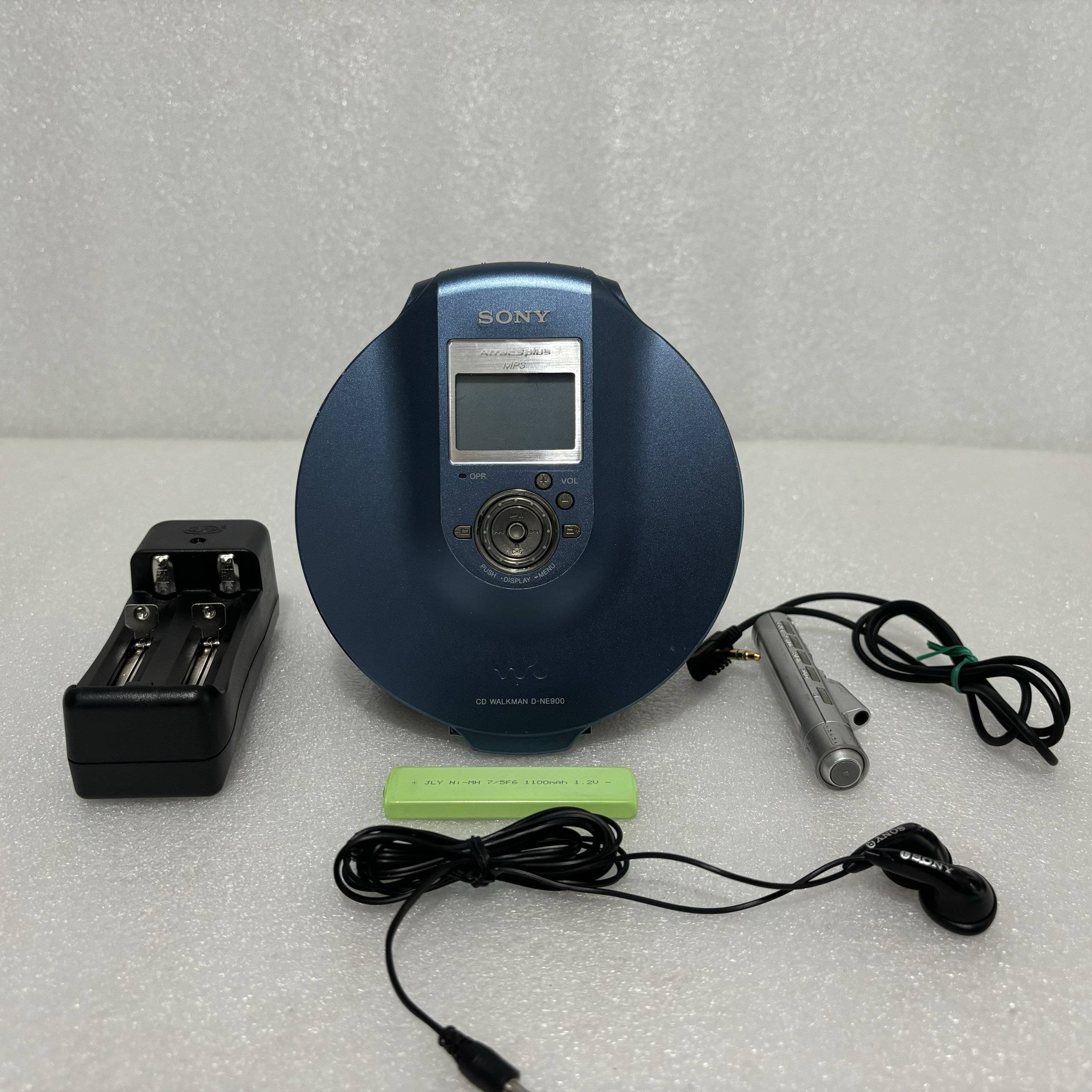 Panasonic X-DSSP Ni-MH SL-S490 動作美品 スタフ屋 ポータブルCDプレーヤー(松下SL-S490)