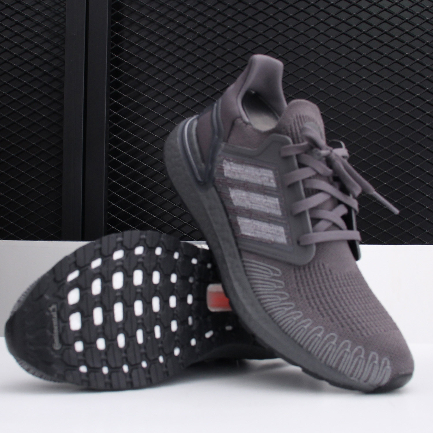 eg0701 adidas
