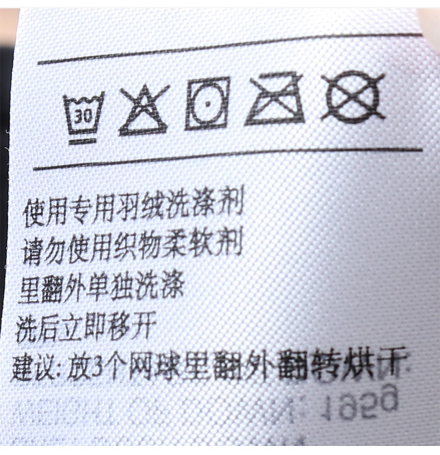 Áo khoác thể thao ngoài trời Adidas / Adidas Authentic 2019 mới dành cho nữ ấm áp DM1949 - Thể thao xuống áo khoác áo phao béo