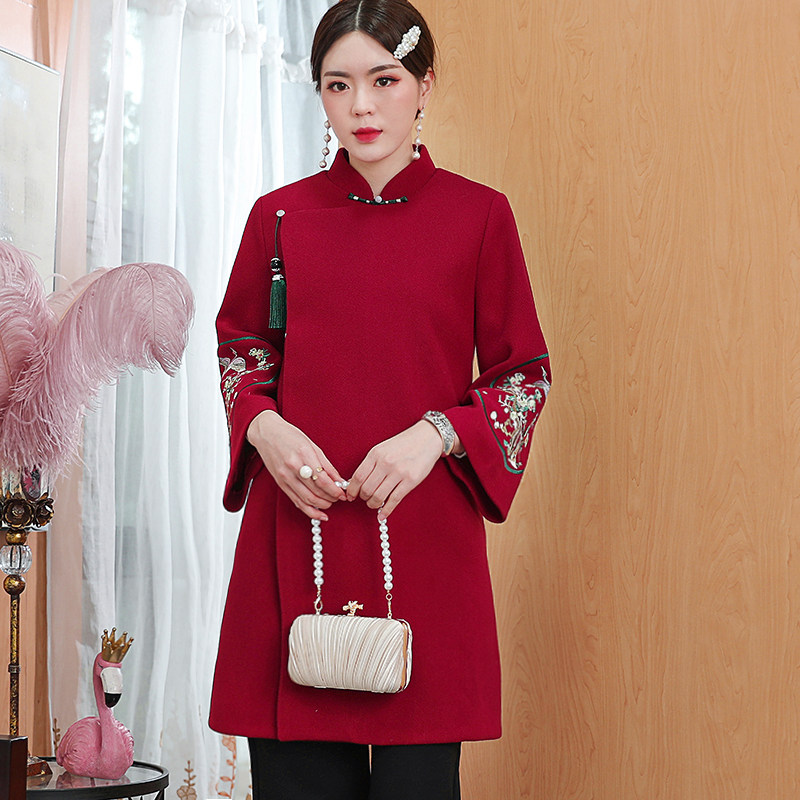 Tang suit New Year's dress female winter adult improved Hanfu quilted thickened Chinese style winter red New Year's cheongsam top