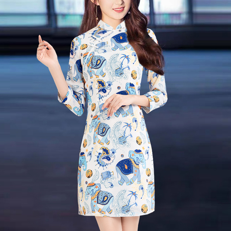 Qipao Fall 2020 The new young Chinese Wind Girl improves the new improved version of the foreign dress