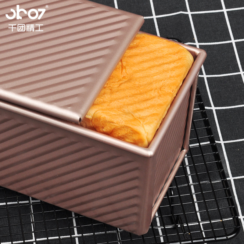 one thousand regiment fine work gold aluminum alloy wrapping spitting mold corrugated without stained toast cartridges lid mold oven with 450g