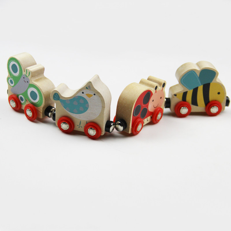 Magnetic wooden cartoon small train toy compatible with brio millet wooden rail car 6m rabbit toy 3 years old