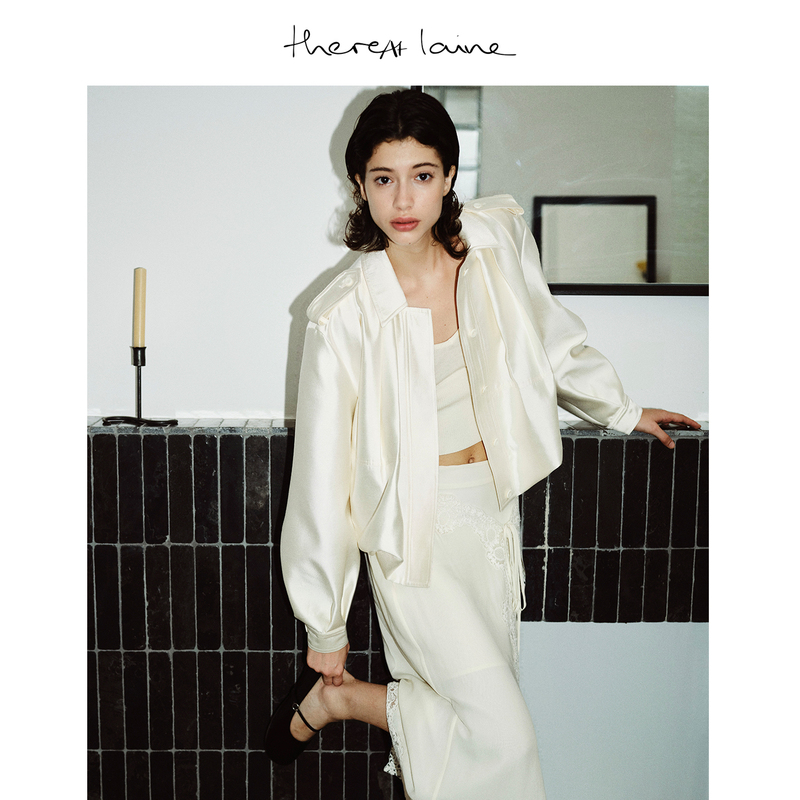 【Thereat Laine】Tencel Wool Glossy Bud-Style Loose Short Jacket Off-White Satin 【Thereat Laine】Tencel Wool Glossy Bud-Style Loose Short Jacket Off-White Satin